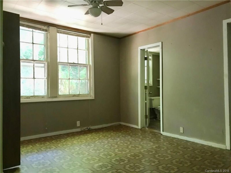 Property image 5 at 16 Wood Avenue, Asheville, NC 28803