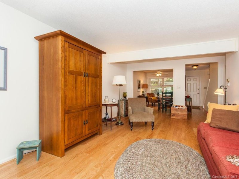 Property image 3 at 12 Pencross Circle, Etowah, NC 28729