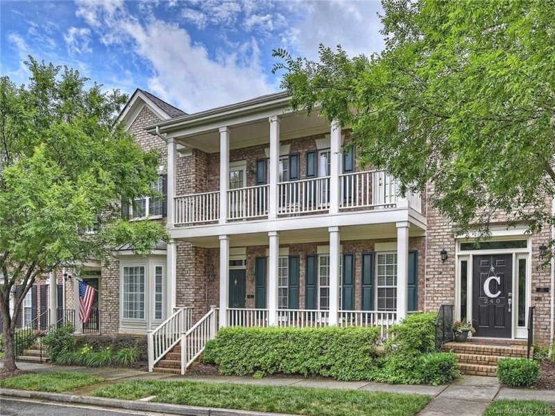 Property image 2 at 242 S Faulkner Way, Davidson, NC 28036