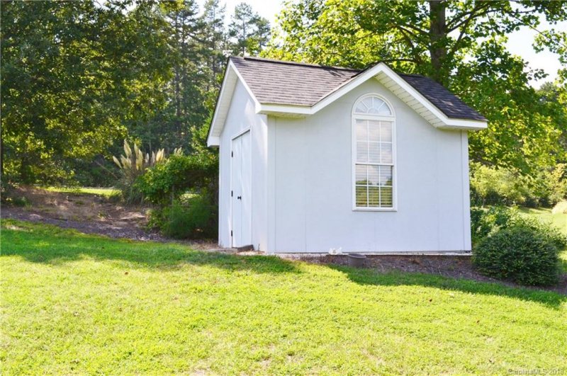 Property image 4 at 5717 Oakmont Street, Kannapolis, NC 28081