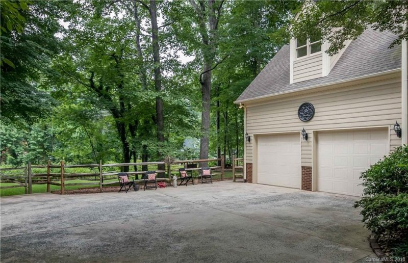 Property image 4 at 7209 Cobblecreek Drive, Matthews, NC 28104