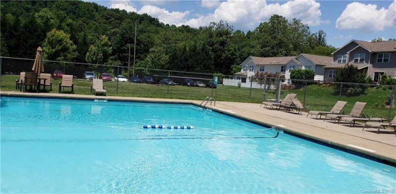 Property image 2 at 211 Pembrook Road, Swannanoa, NC 28778