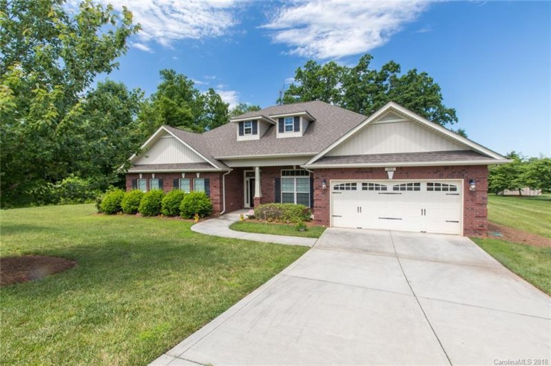 261 Mills Plantation Circle