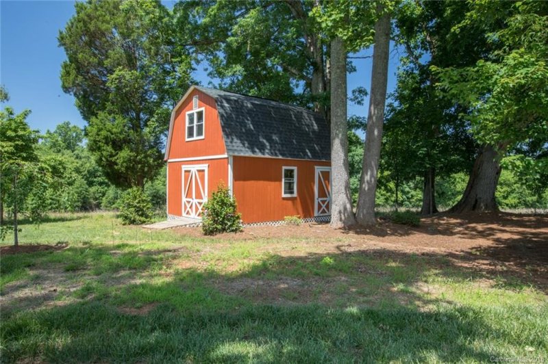 Property image 5 at 261 Mills Plantation Circle, Troutman, NC 28166