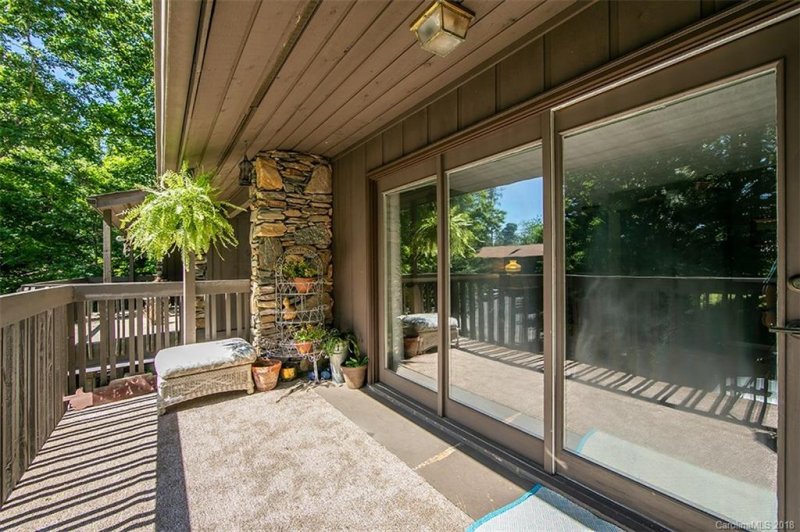 Property image 2 at 50 Maxine Lane, Hendersonville, NC 28739