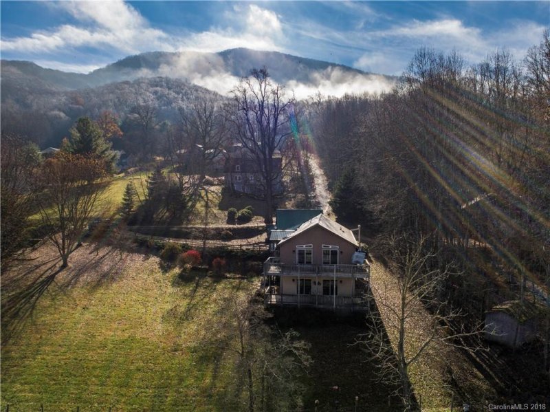 Property image 2 at 262 Sams Trail, Waynesville, NC 28786