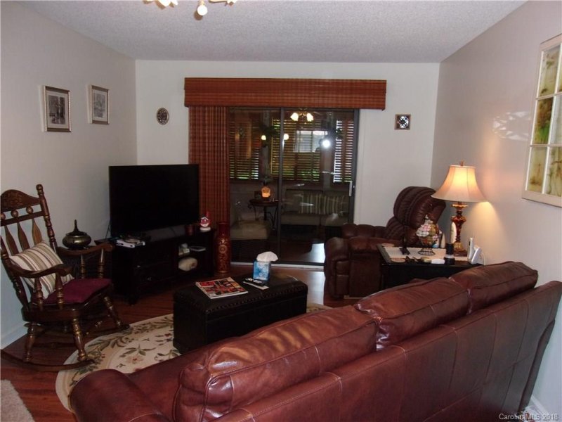 Property image 2 at 49 Lake Drive, Hendersonville, NC 28739