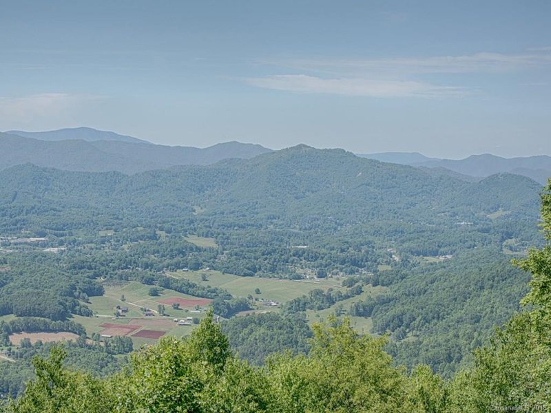 Property image 4 at 25 Fowler Trace, Waynesville, NC 28786