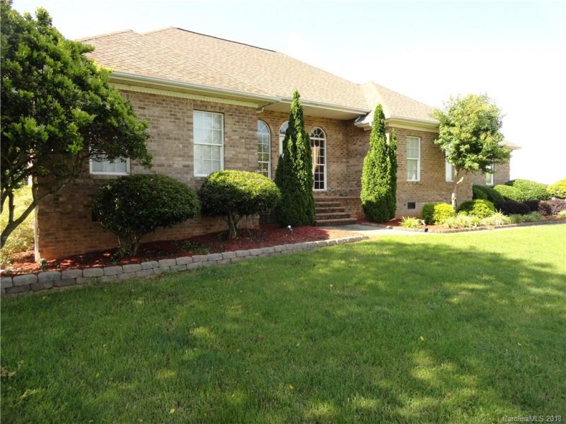 Property image 2 at 105 Thistle Court, Cherryville, NC 28021