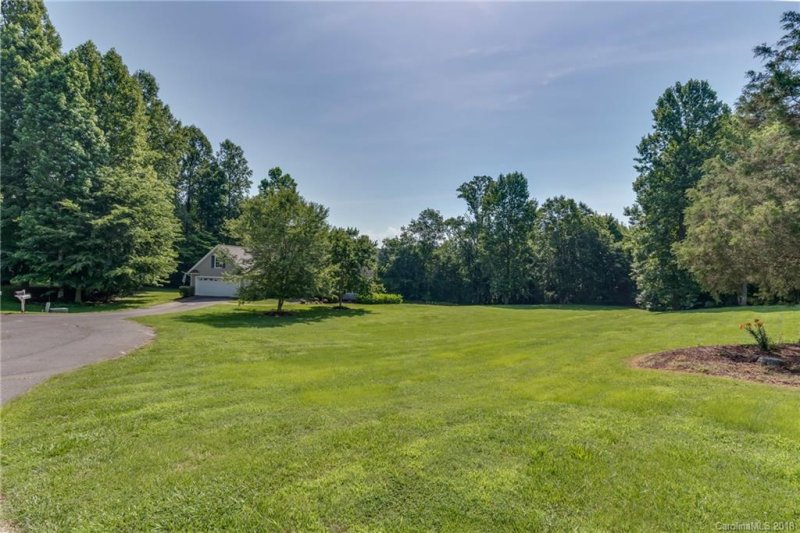 Property image 5 at 104 Walnut Court, Rutherfordton, NC 28139