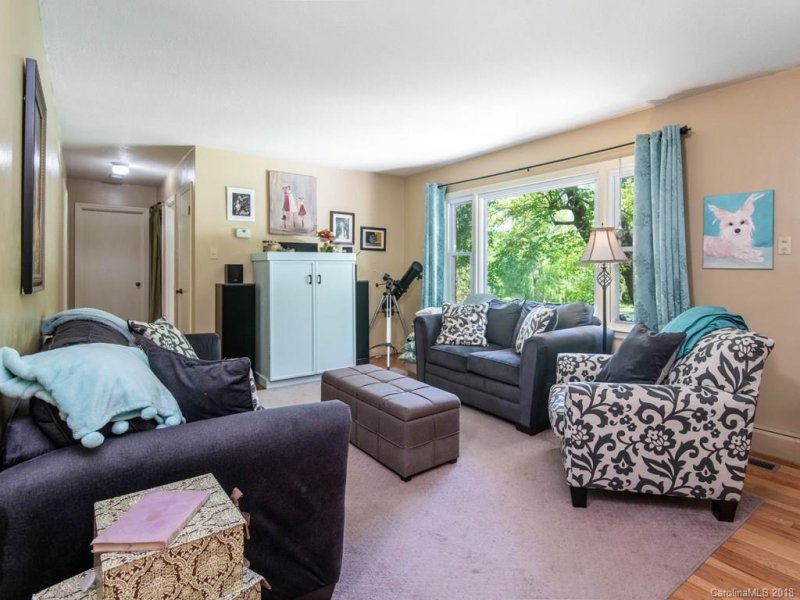 Property image 3 at 438 N Harper Drive, Hendersonville, NC 28791