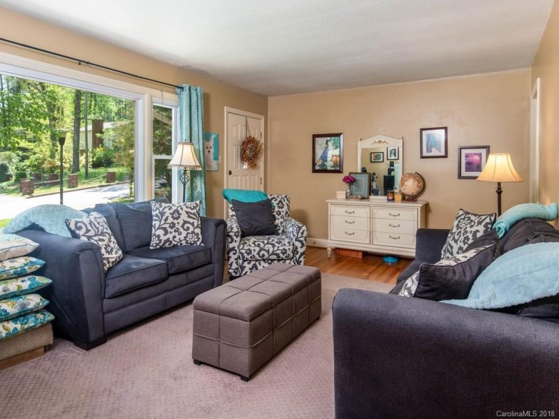 Property image 4 at 438 N Harper Drive, Hendersonville, NC 28791