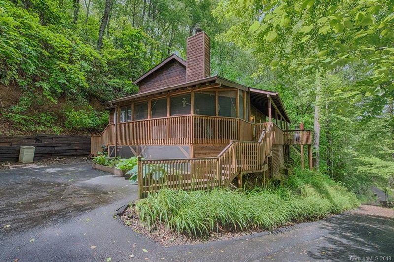 46 Hummingbird Drive