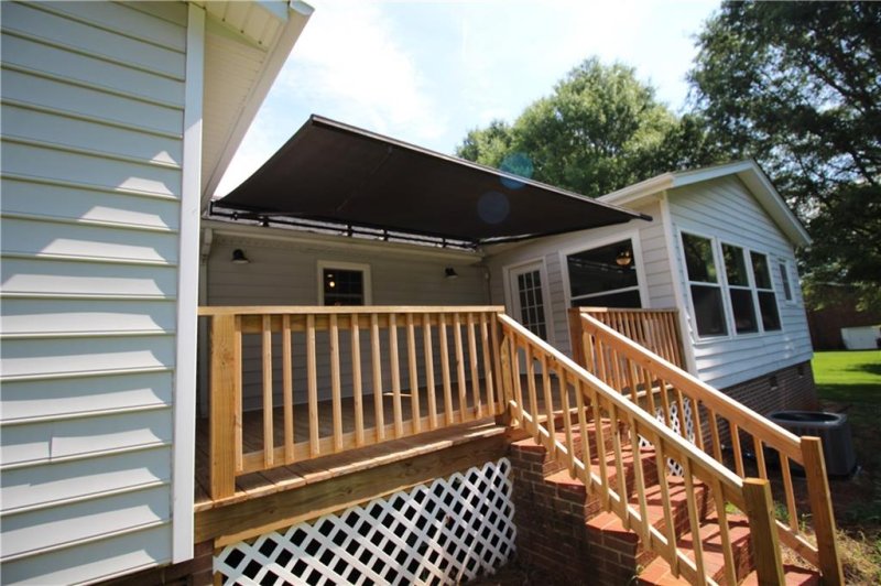 Property image 4 at 5043 Forest Ridge Drive, Hickory, NC 28602