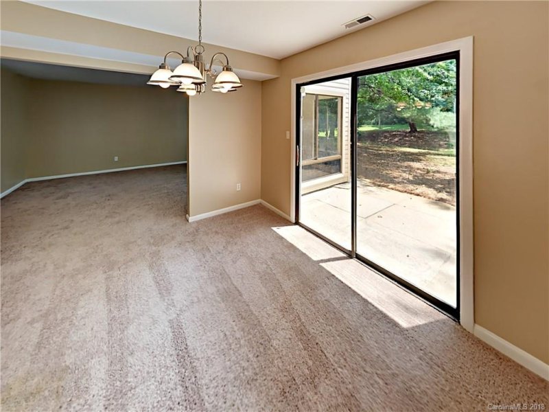 Property image 4 at 7918 Princess Ann Drive, Charlotte, NC 28212