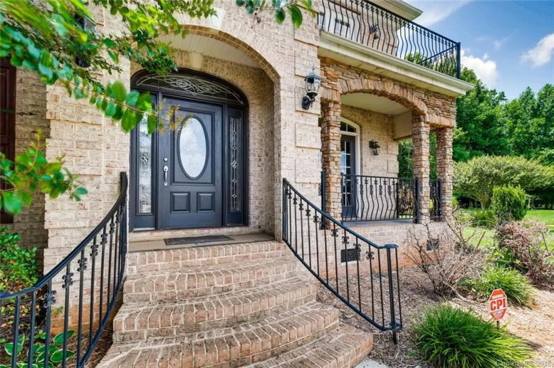 Property image 5 at 124 Daniel Efird Drive, Mount Holly, NC 28120