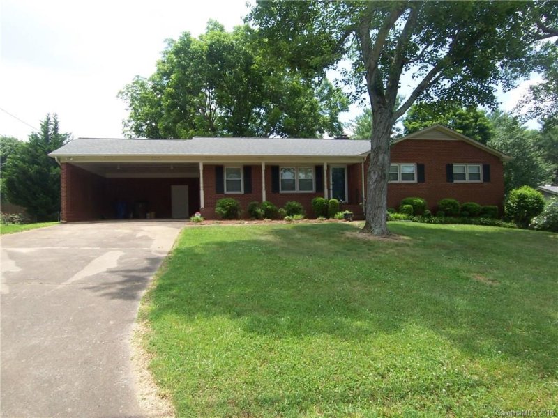 809 Rhodann Drive