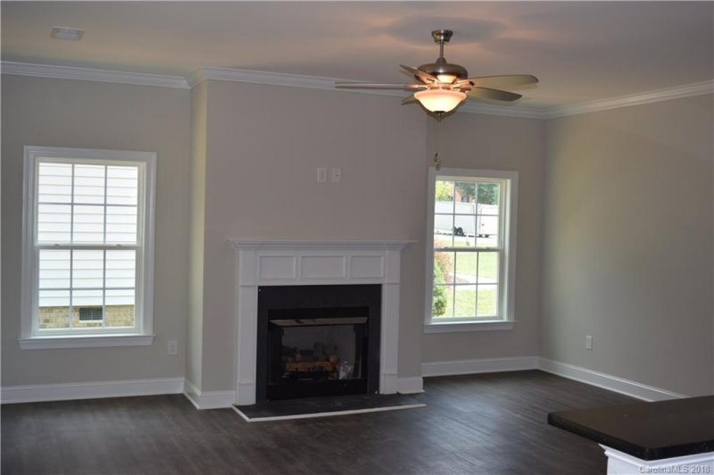 Property image 3 at 128 Coral Rutledge Drive, Mount Holly, NC 28120