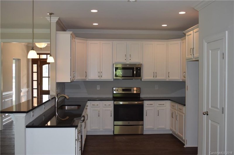 Property image 5 at 128 Coral Rutledge Drive, Mount Holly, NC 28120