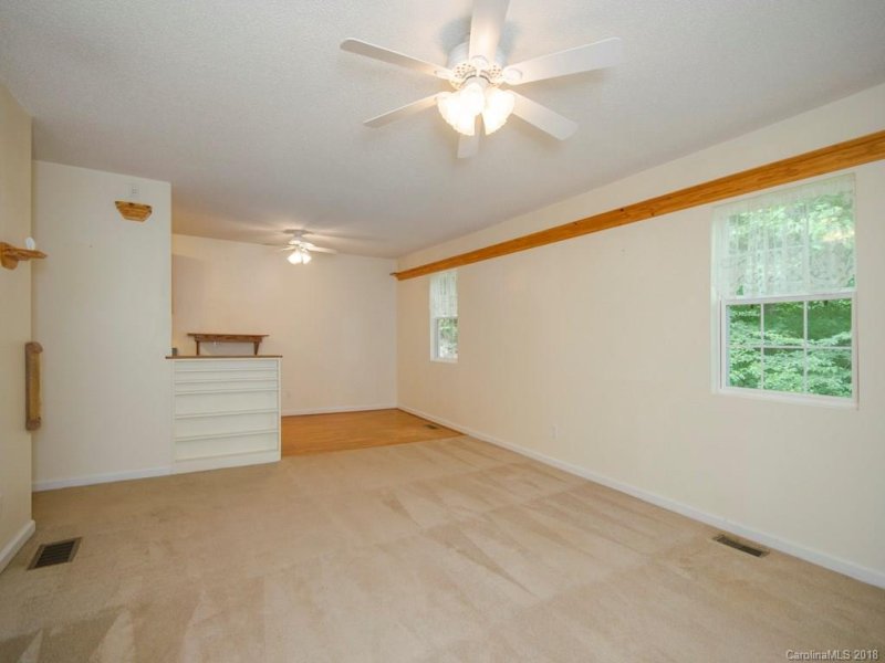 Property image 4 at 421 Wispy Willow Drive, Waynesville, NC 28785