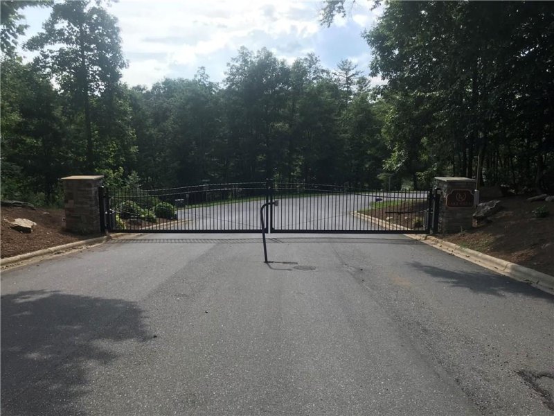 Property image 5 at 2076 Castle Vista Court, Connelly Springs, NC 28612