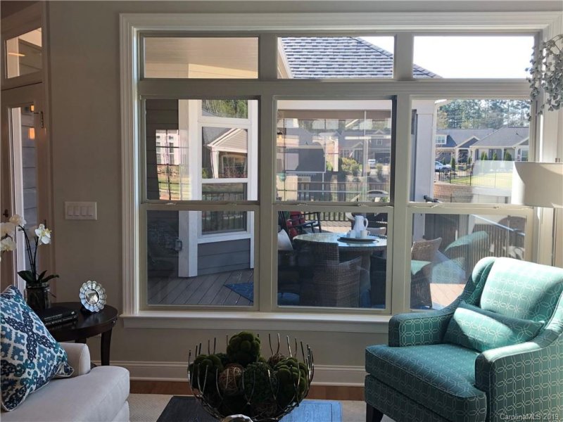 Property image 2 at 8020 Parknoll Drive, Huntersville, NC 28078