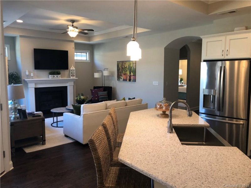 Property image 5 at 8024 Parknoll Drive, Huntersville, NC 28078