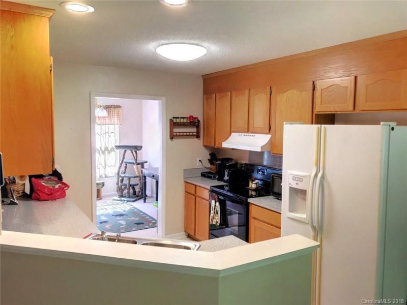 Property image 4 at 1556 Nw Cambridge Heights Place, Concord, NC 28027