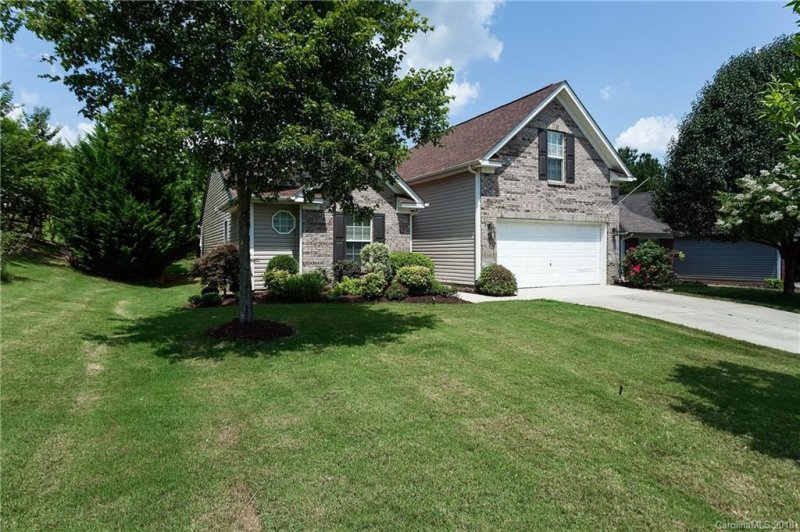 Property image 2 at 7617 Black Hawk Lane, Tega Cay, SC 29708