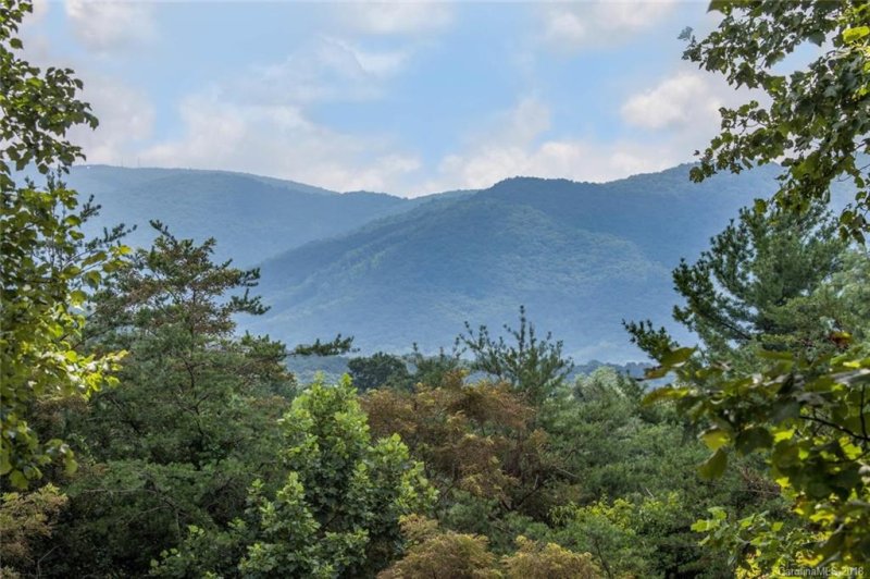 Property image 2 at 11 Rocking Porch Road, Asheville, NC 28805