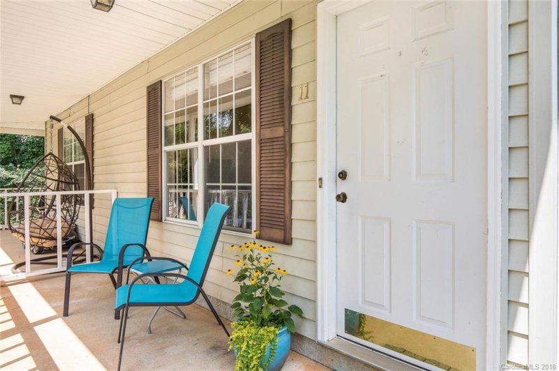 Property image 4 at 11 Rocking Porch Road, Asheville, NC 28805