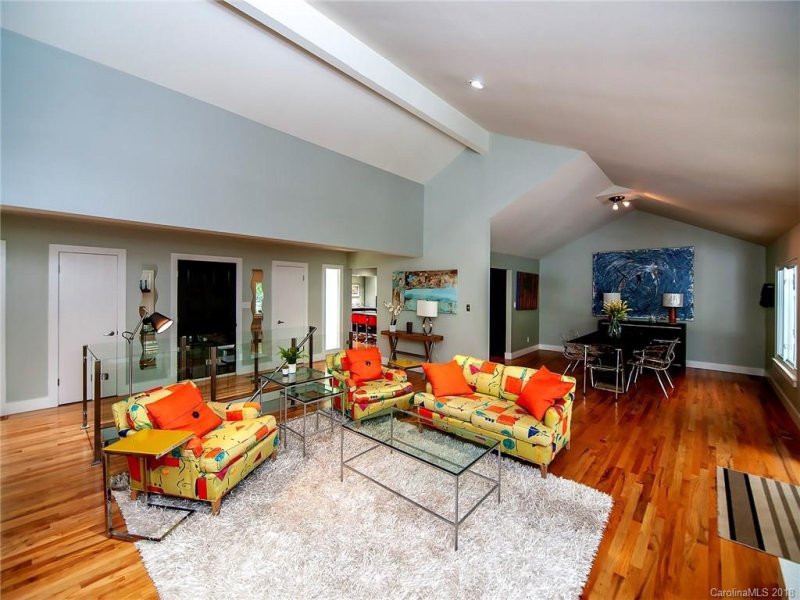 Property image 3 at 5633 Merrymount Drive, Charlotte, NC 28226