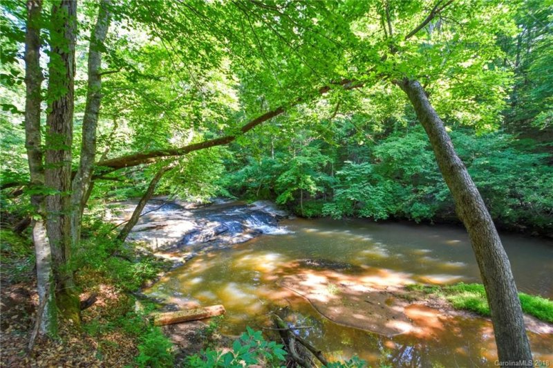 Property image 4 at 6156 Falls Ridge Trail, Sherrills Ford, NC 28673