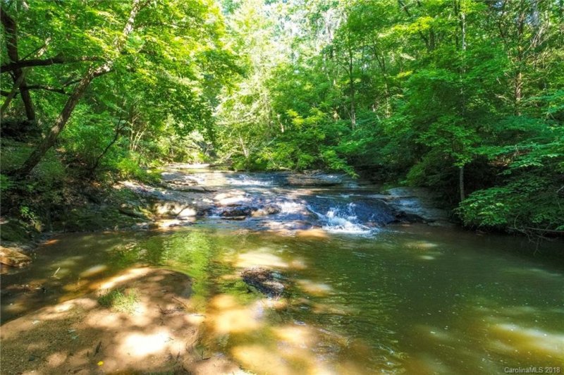 Property image 5 at 6156 Falls Ridge Trail, Sherrills Ford, NC 28673