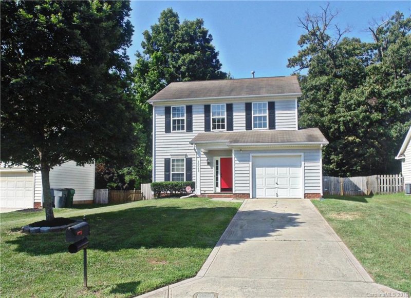 Property image 2 at 10011 Baxter Caldwell Drive, Charlotte, NC 28213