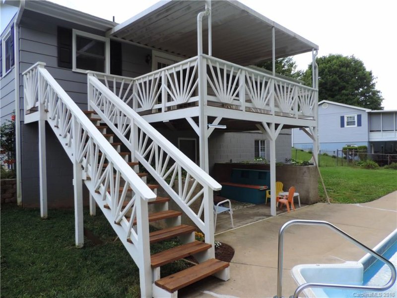 Property image 2 at 56 Tipperary Drive, Asheville, NC 28806