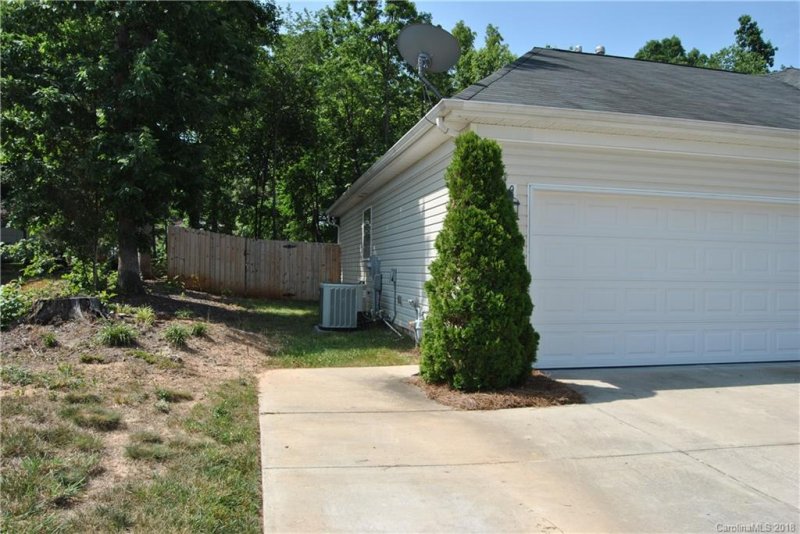 Property image 3 at 2109 London Lane, Belmont, NC 28012