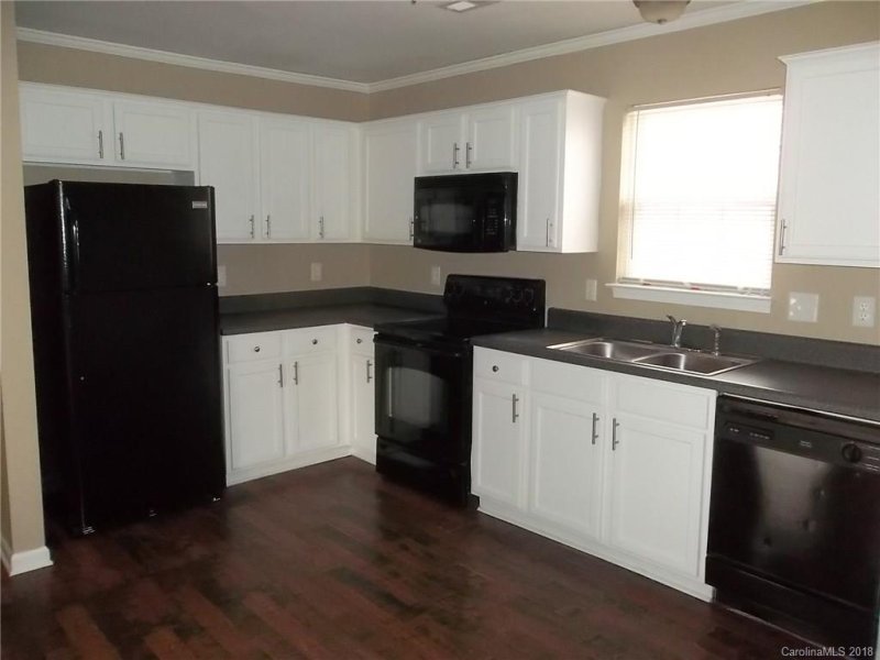 Property image 3 at 5724 Silver Eagle Drive, Charlotte, NC 28214