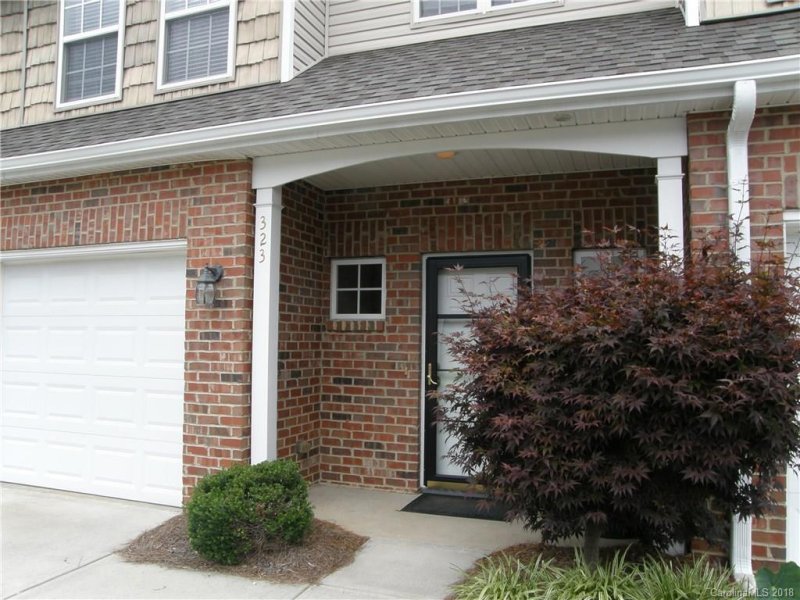 Property image 3 at 323 Valley Brook Lane, Concord, NC 28025