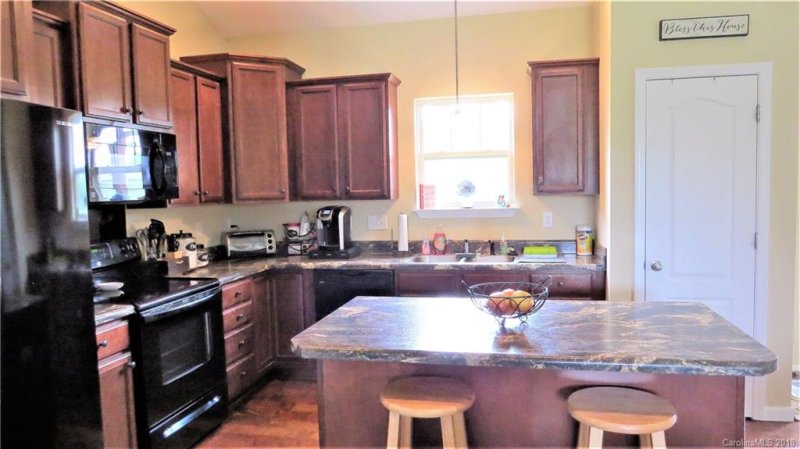 Property image 4 at 437 Beck Creek Circle, Flat Rock, NC 28731