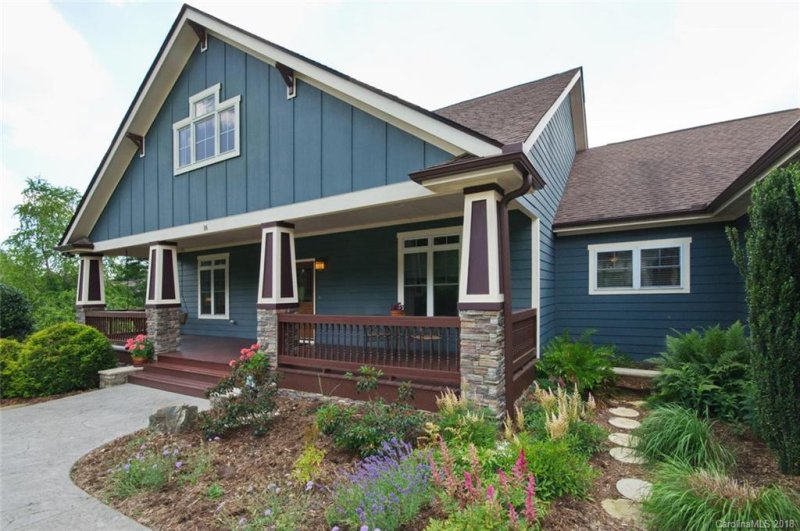 Property image 2 at 16 Farm Pond Lane, Candler, NC 28715