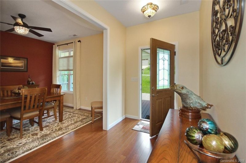 Property image 4 at 16 Farm Pond Lane, Candler, NC 28715