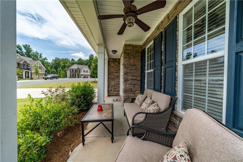 Property image 3 at 4018 Bridgepoint Drive, Fort Mill, SC 29715