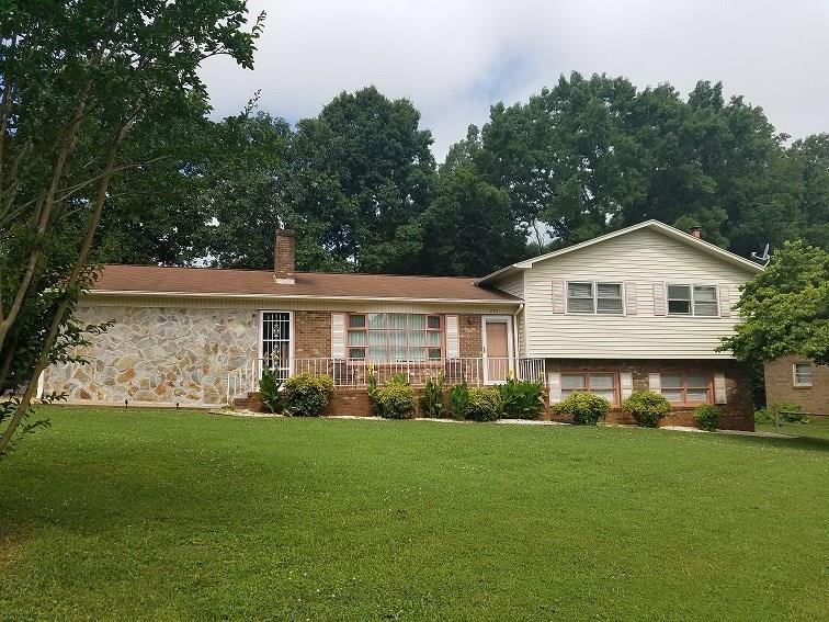 Property image 2 at 401 Deal Avenue, Conover, NC 28613