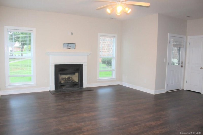 Property image 3 at 20120 Colony Point Lane, Cornelius, NC 28031