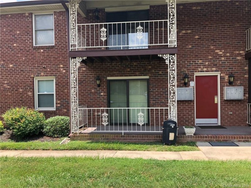 Property image 2 at 2135 Carriage Woods Lane, Kannapolis, NC 28081