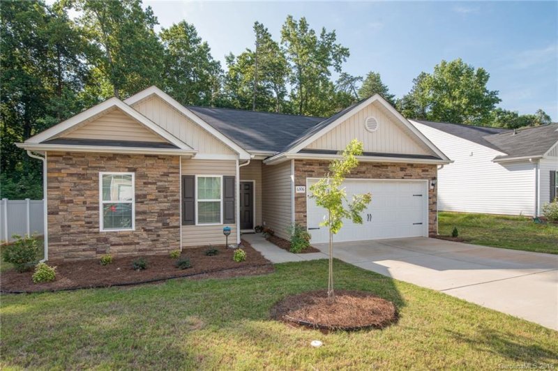 Property image 2 at 6306 Sydney Mae Lane, Charlotte, NC 28262