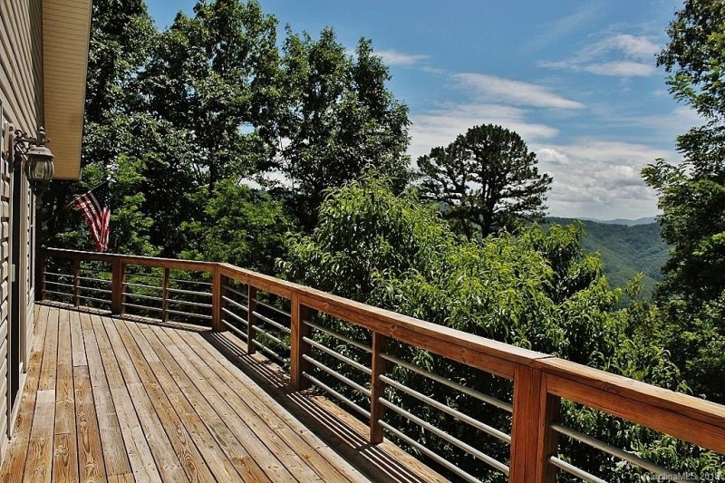 Property image 3 at 52 Golden Hawk Drive, Bryson City, NC 28713