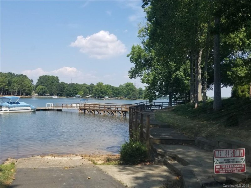 Property image 4 at 7884 Lucky Creek Lane, Denver, NC 28037