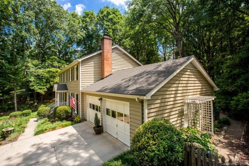 Property image 5 at 8301 County Downs Lane, Charlotte, NC 28270